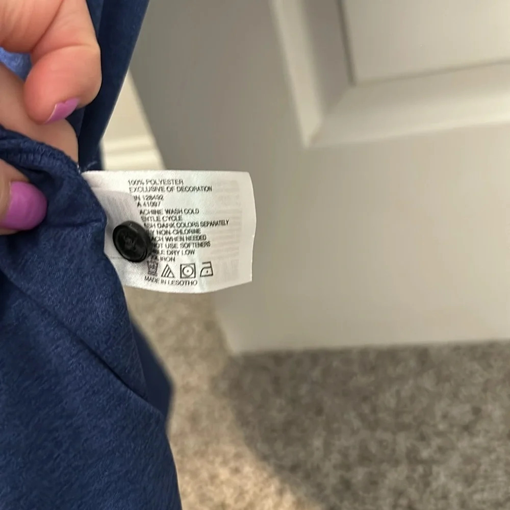 Greg Norman ML75 Play Dry Royal Blue Polo, Medium, EUC - Picture 5 of 5